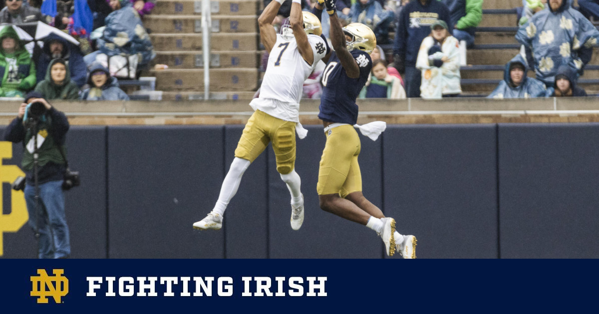 April 23, 2022: Notre Dame running back Audric Estime (24) runs with the  ball during the Notre Dame Annual Blue-Gold Spring football game at Notre  Dame Stadium in South Bend, Indiana. Gold