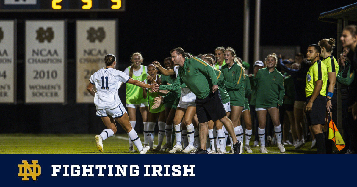 17-senior-day-against-pitt-notre-dame-fighting-irish-official