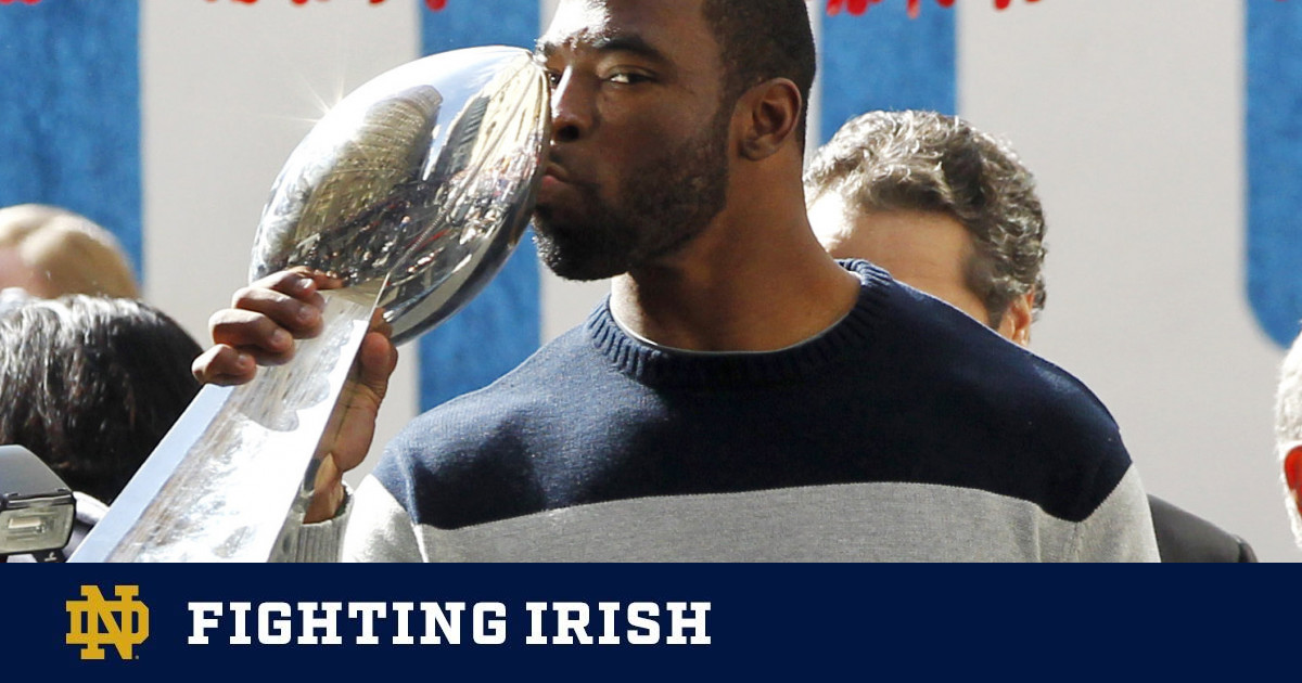 Golden Tate Becomes 39th Former ND Player With a Super Bowl Ring – Notre  Dame Fighting Irish – Official Athletics Website