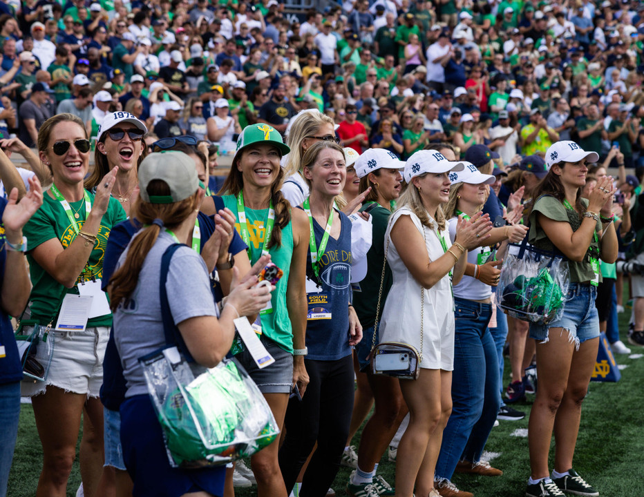 Notre Dame Fighting Irish - Official Athletics Website