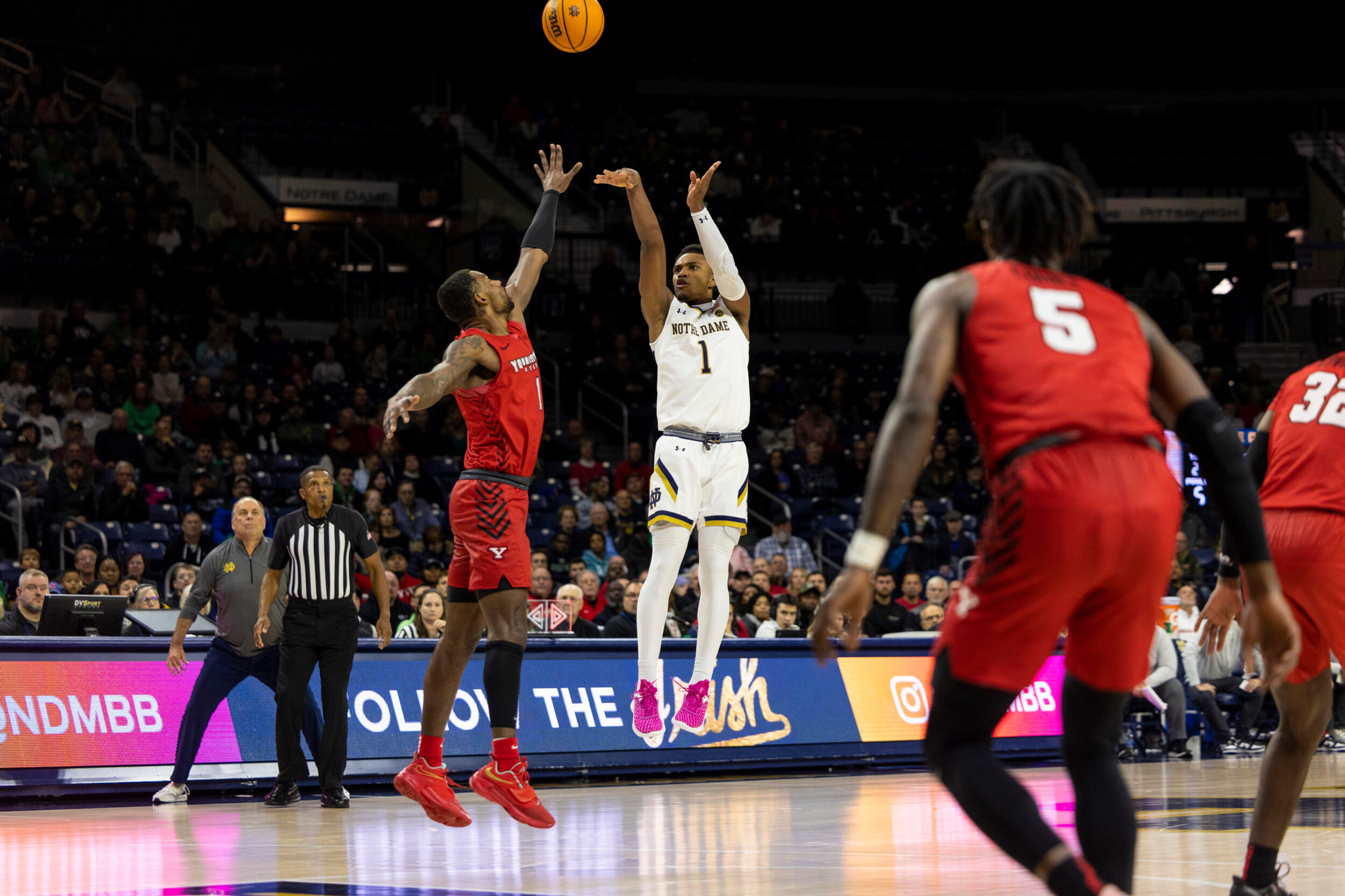 (RV) Irish Close Out Penguins Late in 88-81 Victory (RV) Irish Close Out Penguins Late in 88-81 Victory