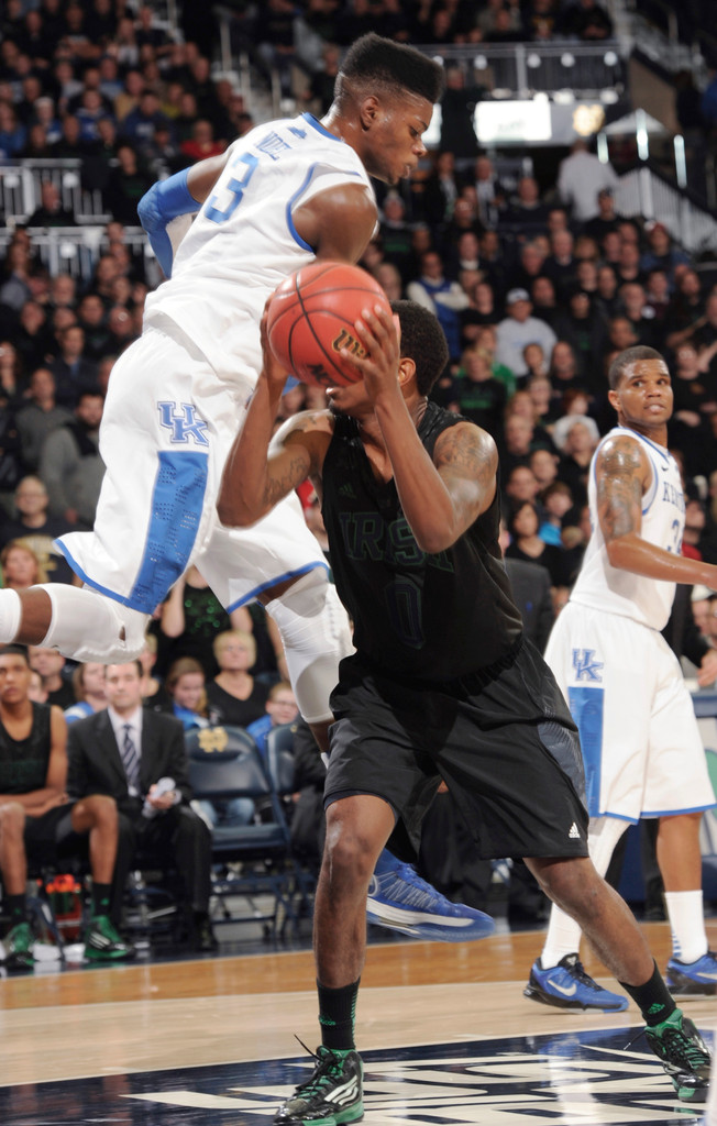 Notre Dame Knocks Off No. 8 Kentucky 64-50 (AP)