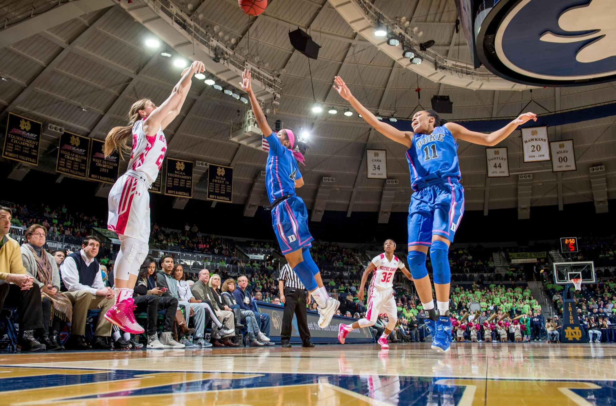 Inside The Game: #4 Notre Dame 63, #10/11 Duke 50 Senior guard Madison Cable came off the bench to knock down a trio of three-pointers in the first half, finishing with nine points, six rebounds and a game-high four steals in Notre Dame's 63-50 win over #10/11 Duke Monday night at Purcell Pavilion.