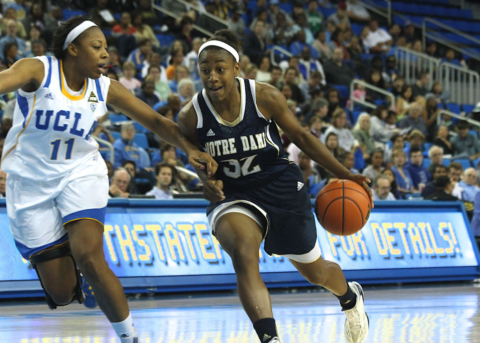 Jewell Loyd Named BIG EAST Freshman Of The Week Rookie guard Jewell Loyd was named the BIG EAST Freshman of the Week on Monday after averaging 19.0 points, 6.5 rebounds, 5.0 assists and 2.0 steals per game with a .727 field goal percentage and .600 three-point percentage last week in wins over Mercer and No. 19/22 UCLA.