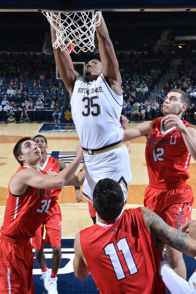 Notre Dame 92, Seattle 49