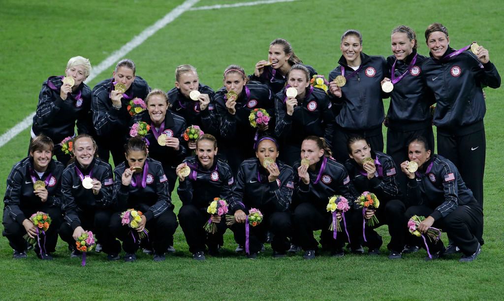 Shannon Boxx London Olympics Gallery (AP)