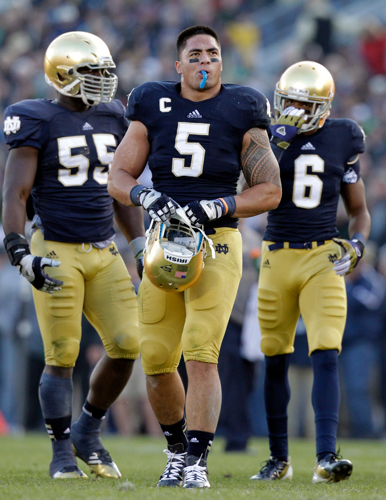 No. 3 Irish Remain Perfect, Overpower Wake Forest, 38-0 (AP)