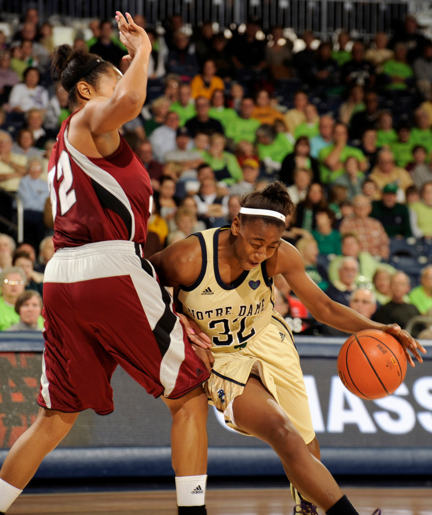 No. 7 Irish Dominate UMass in Home Opener, 94-50 (AP)