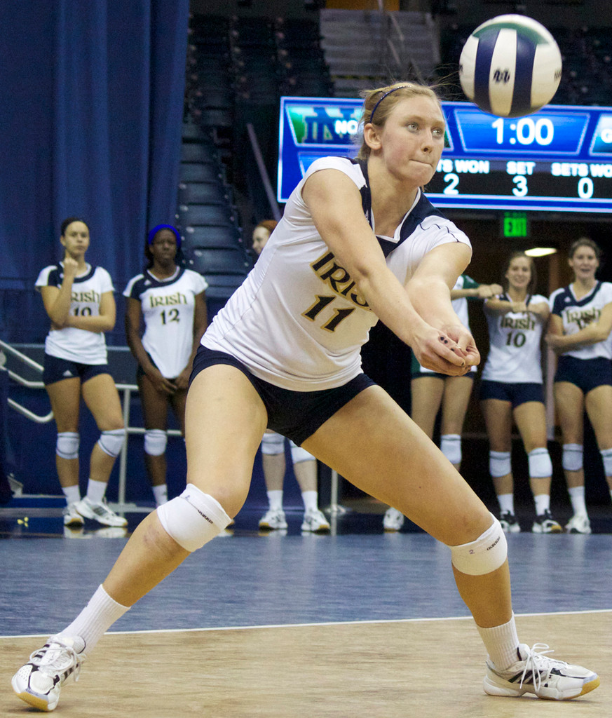 Volleyball Sweeps Georgetown