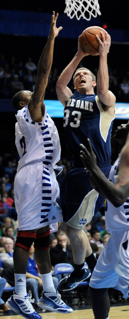 #7/10 Irish Defeat Blue Demons, 92-82 (AP)