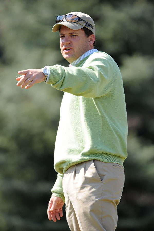 Men’s Golf Coach Jim Kubinski Agrees To Multi-Year Contract Extension Jim Kubinski signs 3-year contract extension as head coach of the Notre Dame men's golf team.