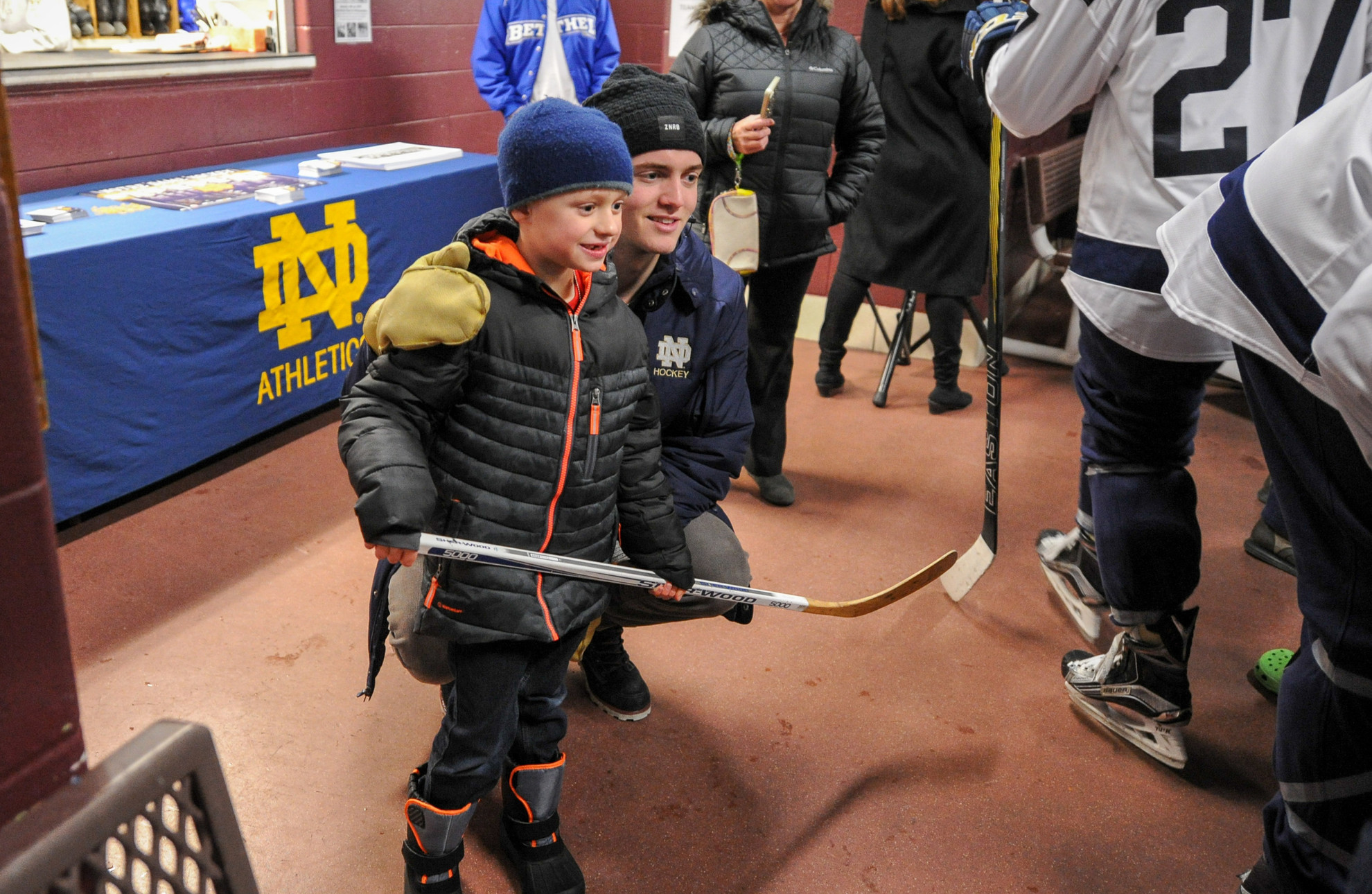 New Year’s Hockey Promotions Include Holiday 4 Packs, Community Skate and Trading Card Night New Year’s Hockey Promotions Include Holiday 4 Packs, Community Skate and Trading Card Night