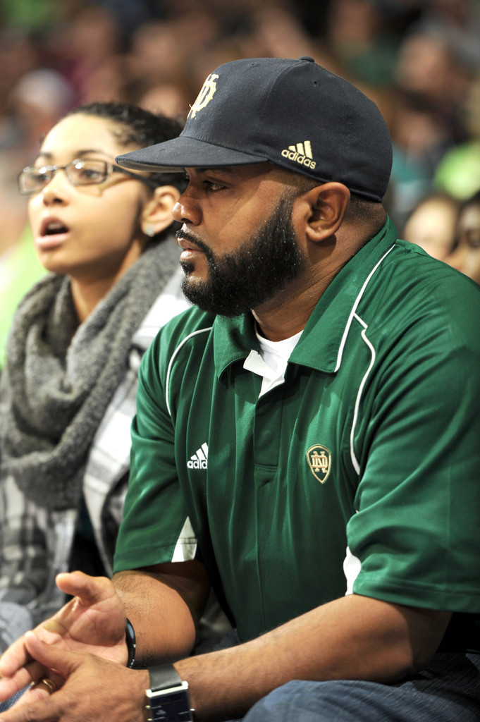 No. 3 Irish Race Past No. 8/7 Kentucky, 92-83 (AP)