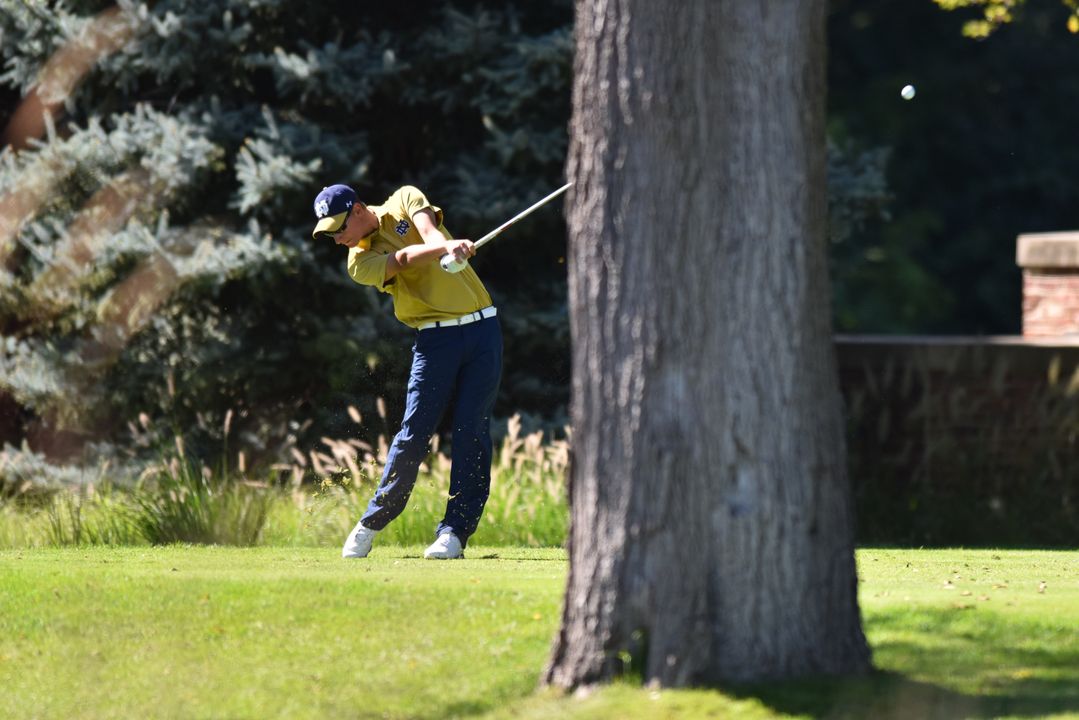 Blake Barens hits an approach shot during the final round of the Fighting Irish Golf Classic.