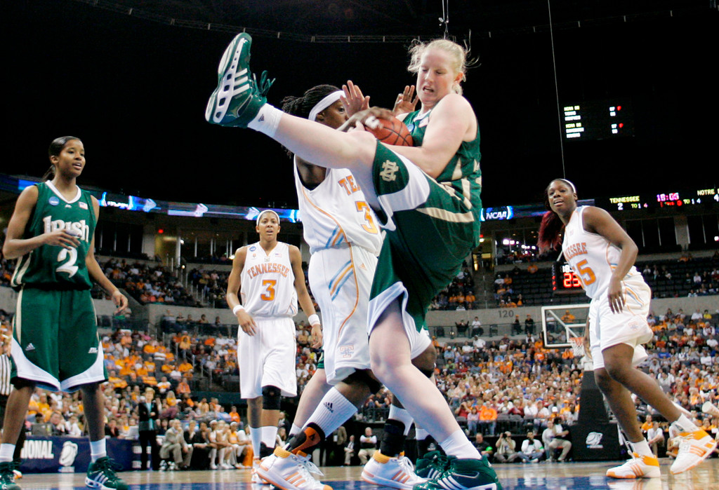 Tennessee Defeats Irish in Sweet Sixteen