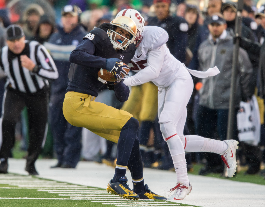#9/8 Notre Dame 17, #14/13 Stanford 14 (USATSI)