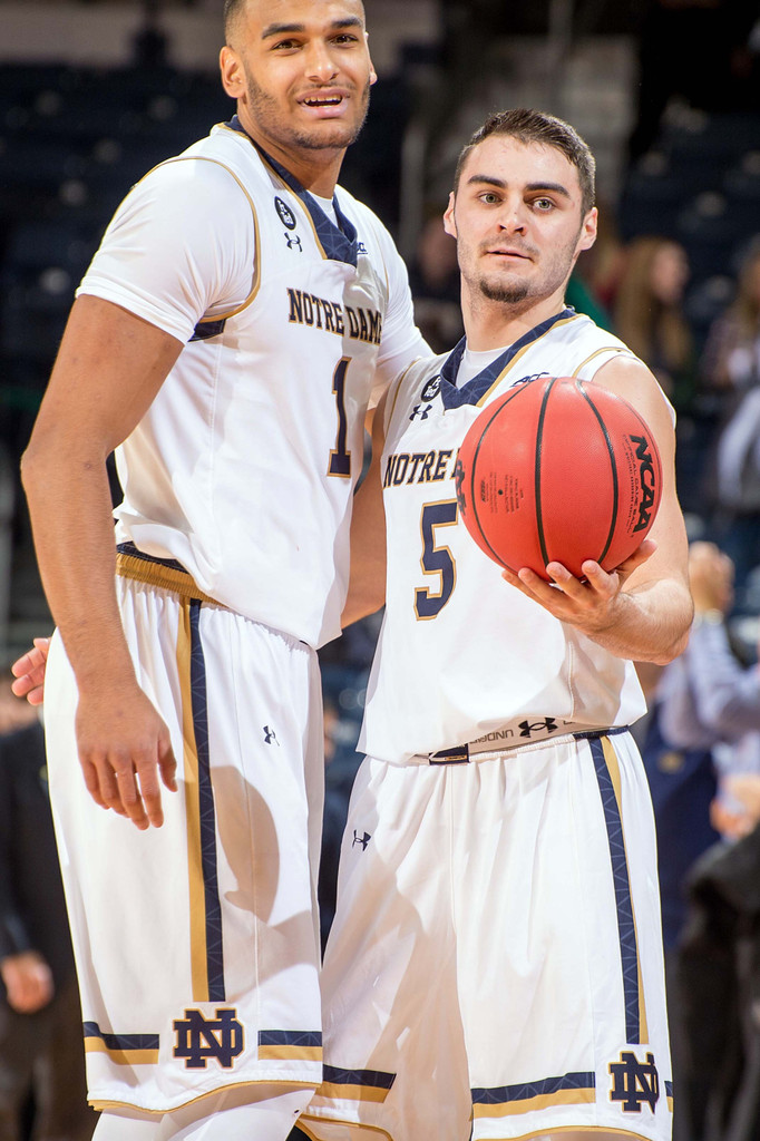 Notre Dame 86, Stony Brook 61