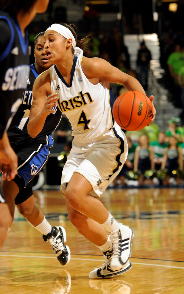 #8 Irish Dominate Seton Hall, 89-38 (AP)