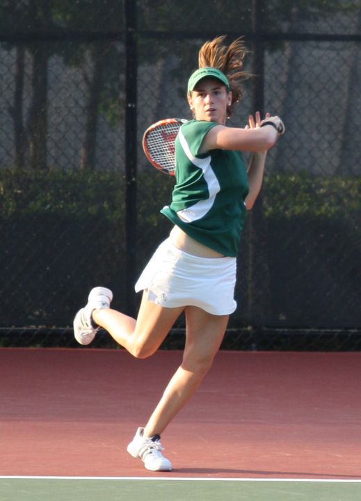 Shannon Mathews clinched the Irish win with a 6-3, 6-2 victory at No. 2 singles.