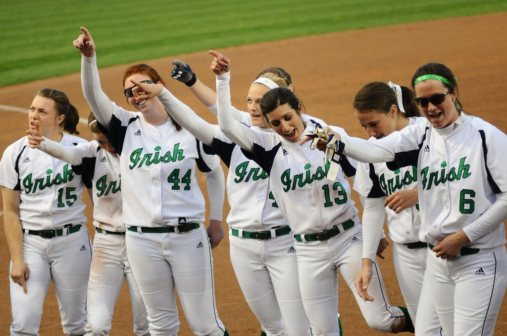 Softball Wins Home Opener Over Western Michigan