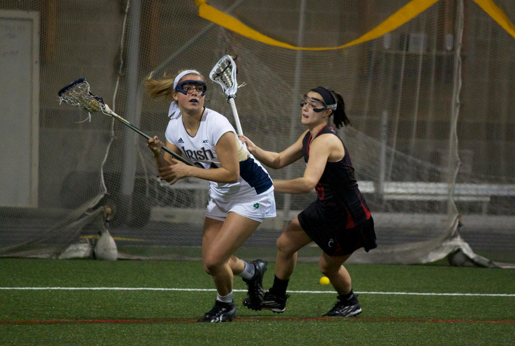 Women's Lacrosse Beats Cincinnati, 25-1