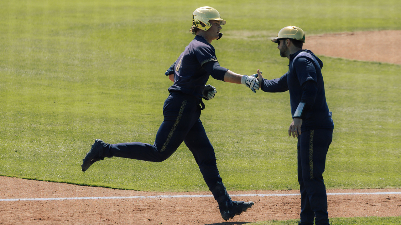 Notre Dame Fighting Irish - Official Athletics Website