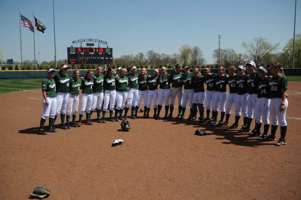 Valdivia and Kelly Combine for Senior Day No-Hitter