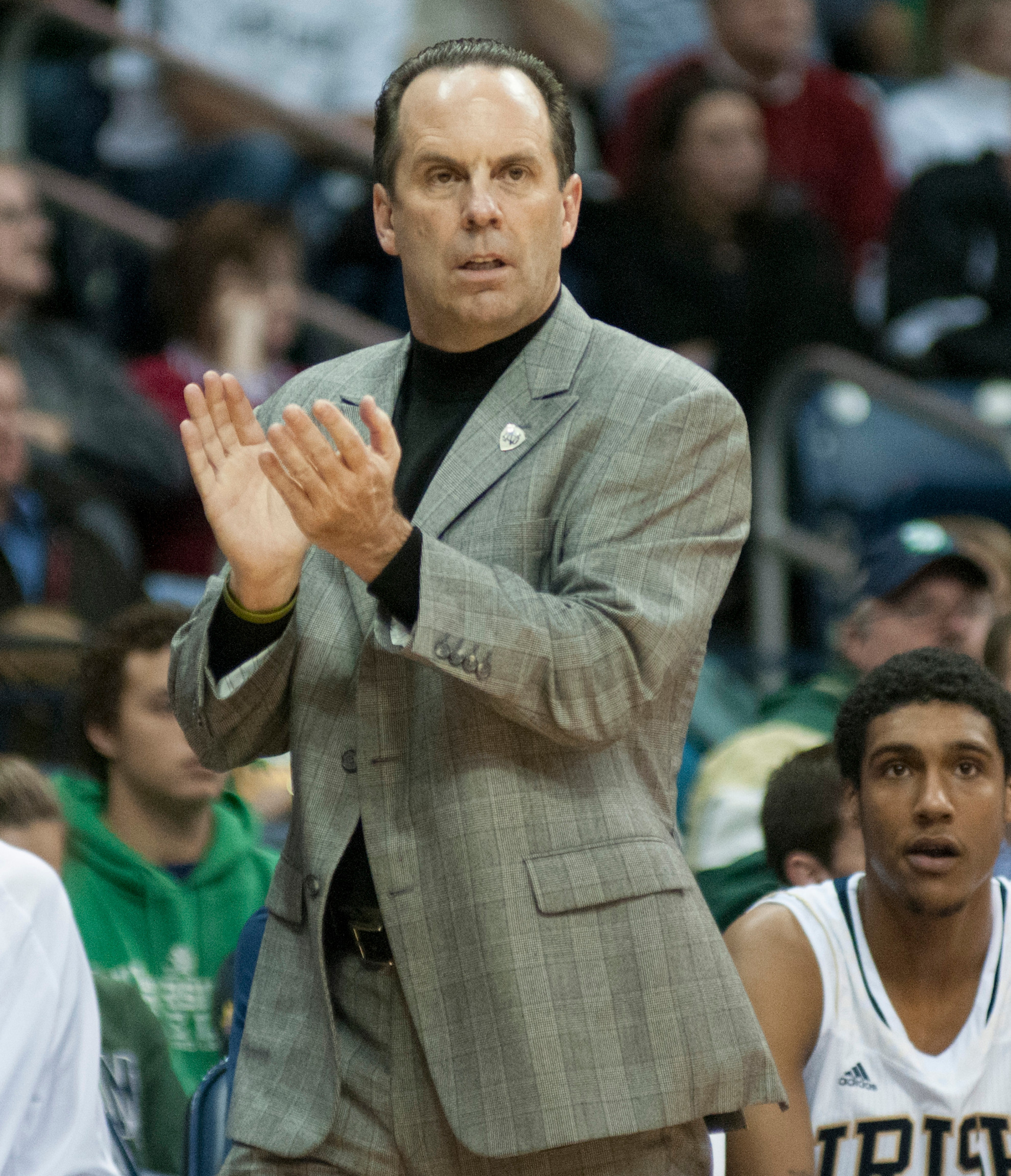 Heralded Quartet Set To Join Notre Dame Men’s Basketball Program Irish head coach Mike Brey introduced one of the nation's top recruiting classes to Notre Dame this morning. The four incoming freshmen all signed National Letters of Intent during the early signing period, and will enroll in the University next fall.