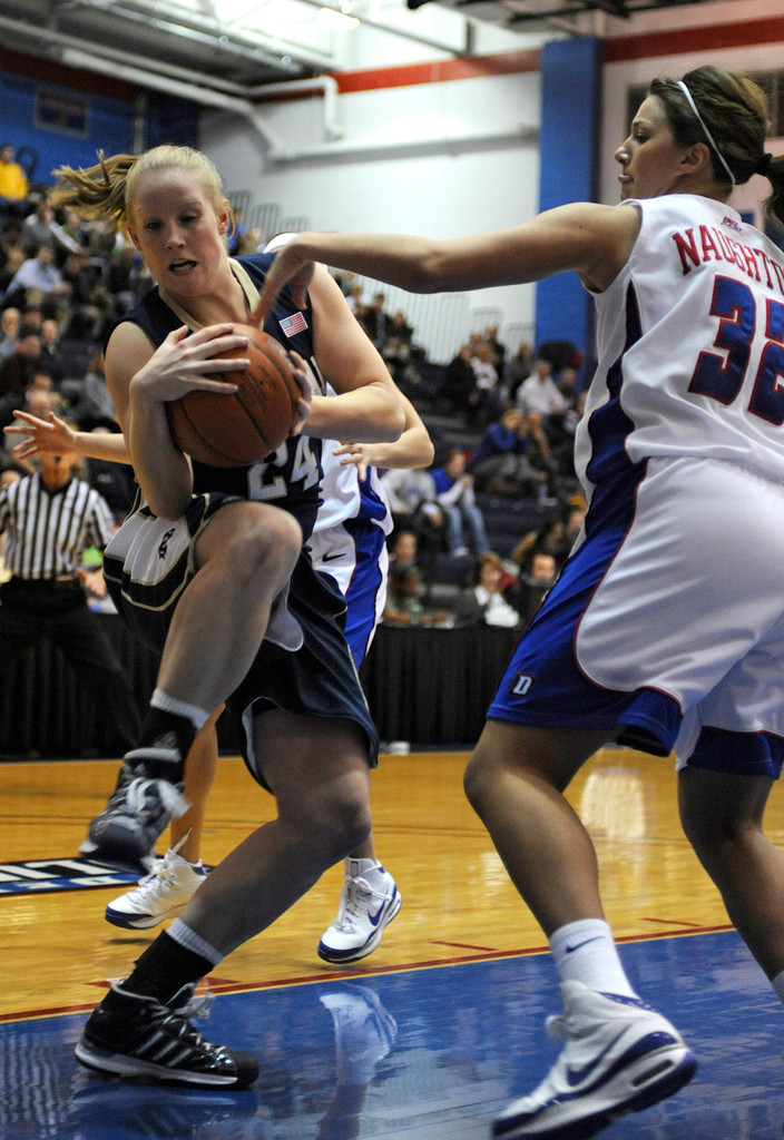 #12/4 Irish Burn Blue Demons, 86-62 (AP photos)