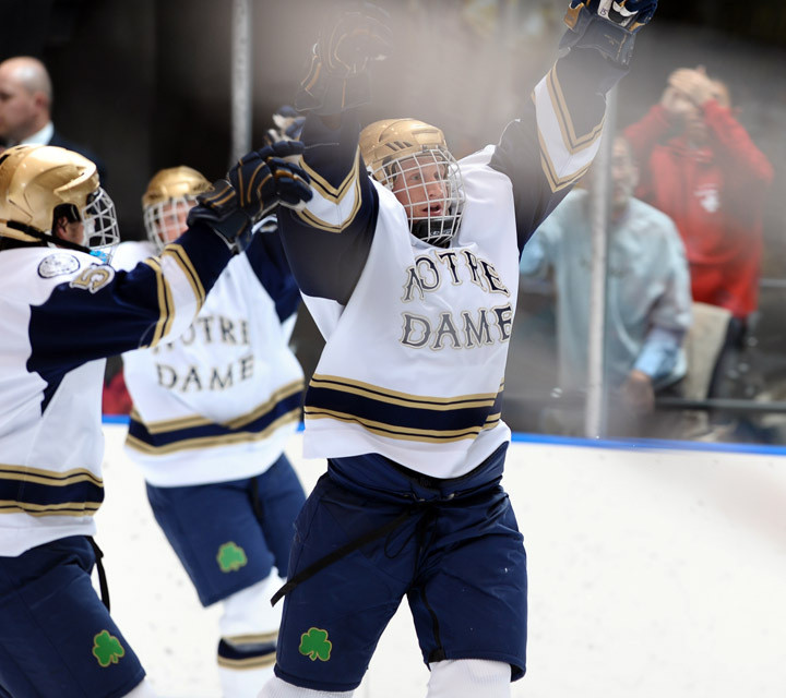 Christian Hanson’s Three-Point Night Sparks Irish To a 5-1 Win Over Bowling Green Junior Christiaan Minella scored his fourth goal of the season in the 5-1 win over Bowling Green. He has now scored a goal in three straight games for the Irish.