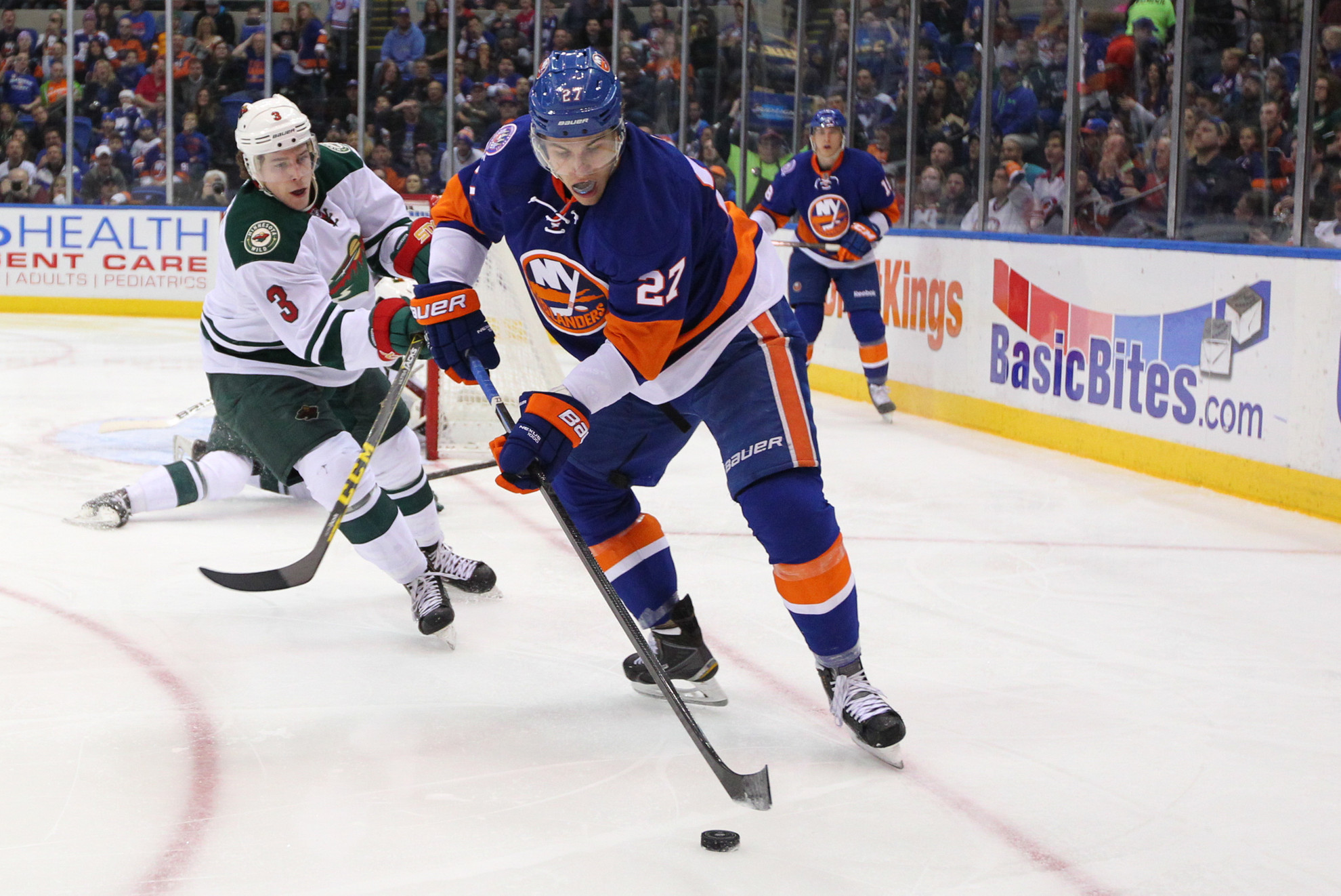 Five Former Irish Hockey Players On NHL Opening Night Rosters Anders Lee and the New York Islanders open their 2015-16 season at home on Friday night against the Chicago Blackhawks.