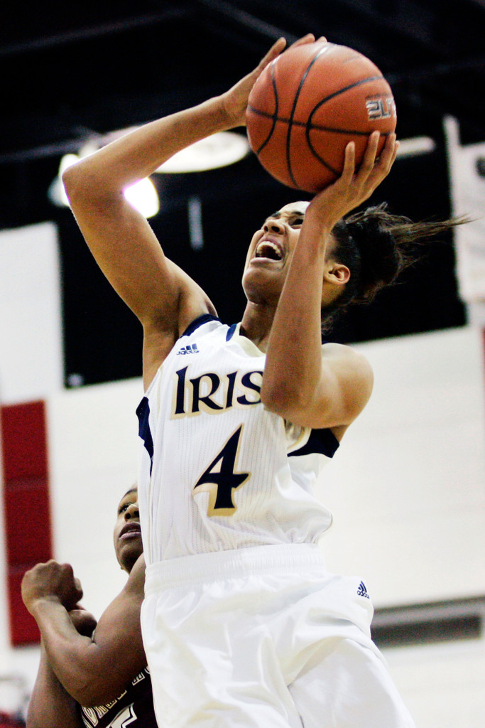 No. 5 Notre Dame Overpowers Alabama A&M, 100-39 (AP)