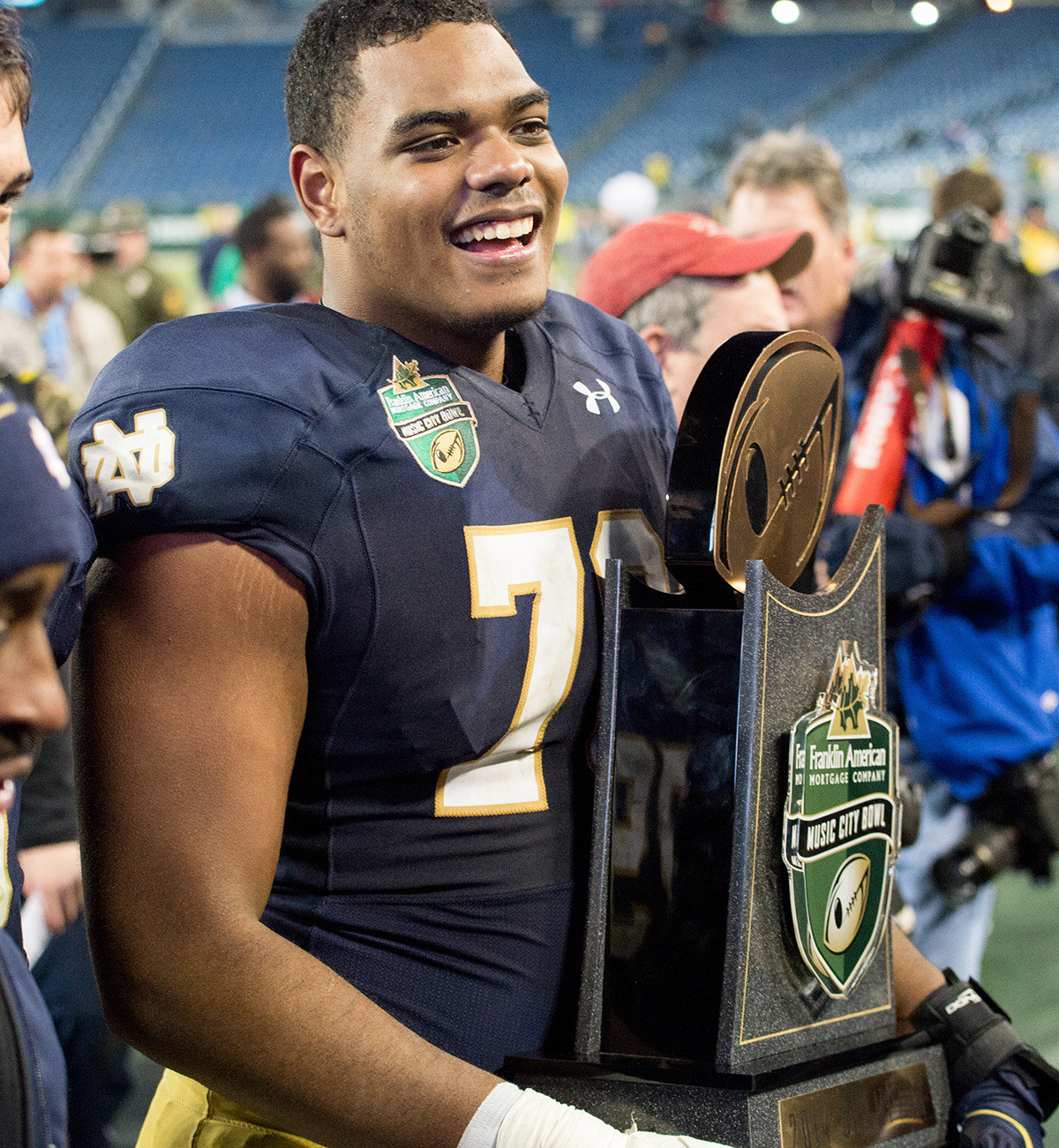 Ronnie Stanley To Return For Senior Year At Notre Dame Ronnie Stanley