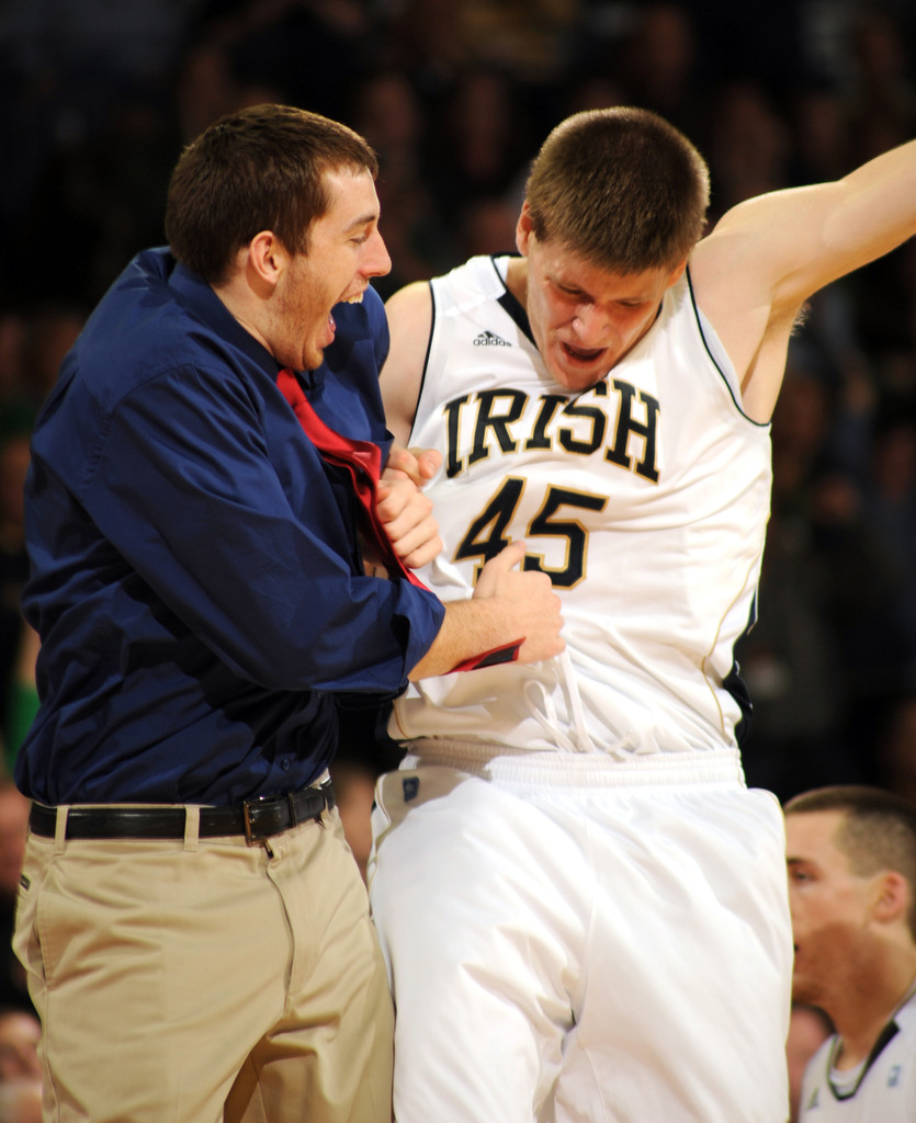 Notre Dame Upsets No. 15 Marquette, 76-59 (AP)