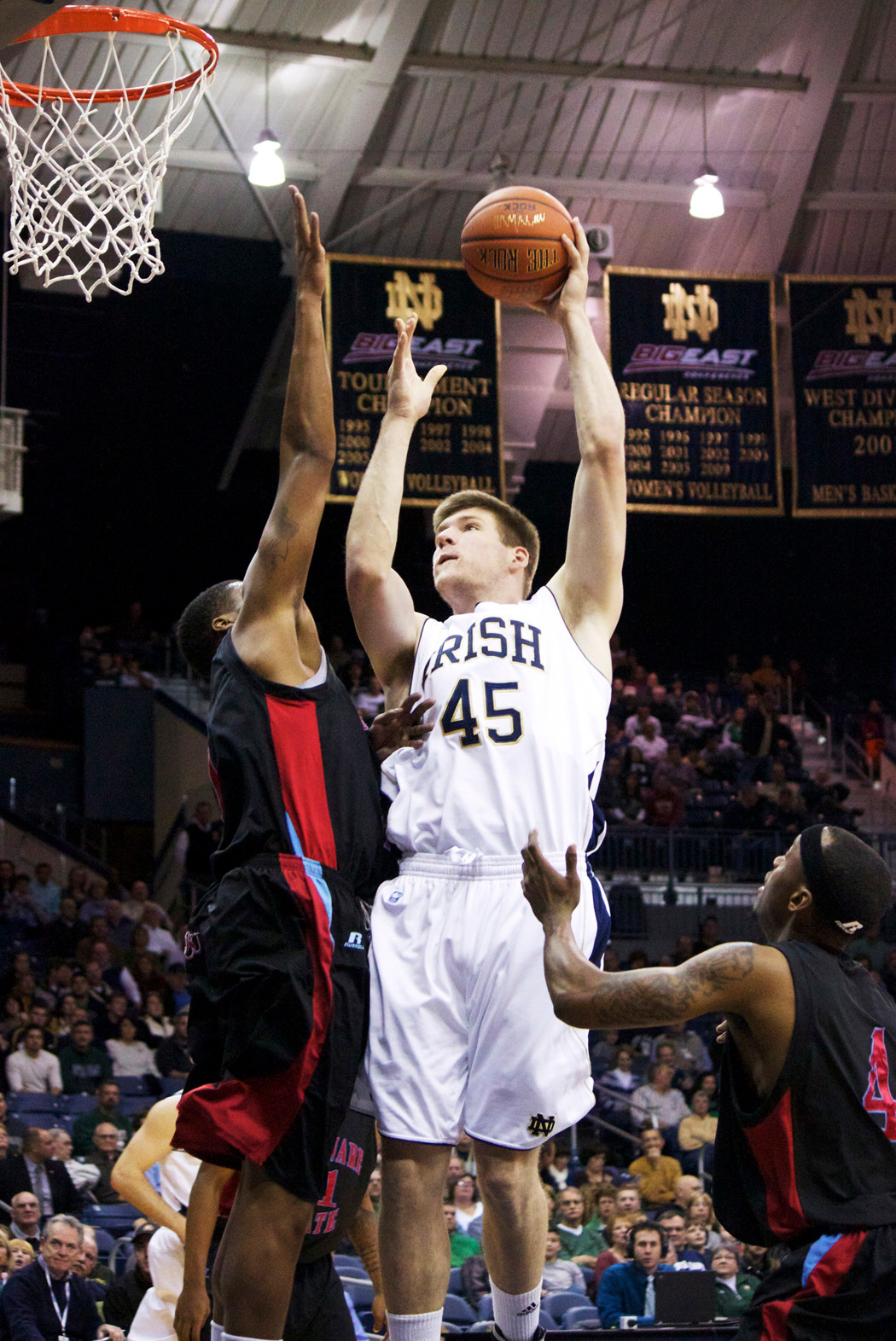Jack Cooley Named To BIG EAST Weekly Honor Roll Jack Cooley registered back-to-back 22-point outings against Maine and Dartmouth.