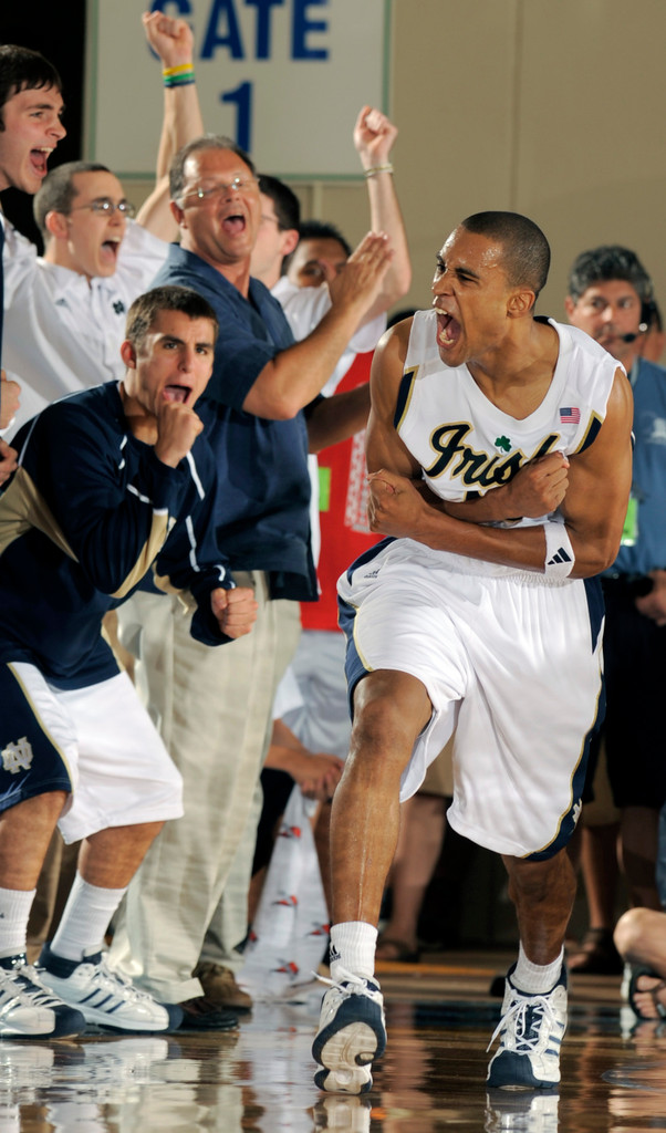 #8/8 Irish Defeat #6/7 Longhorns in Maui Invitational, 81-80
