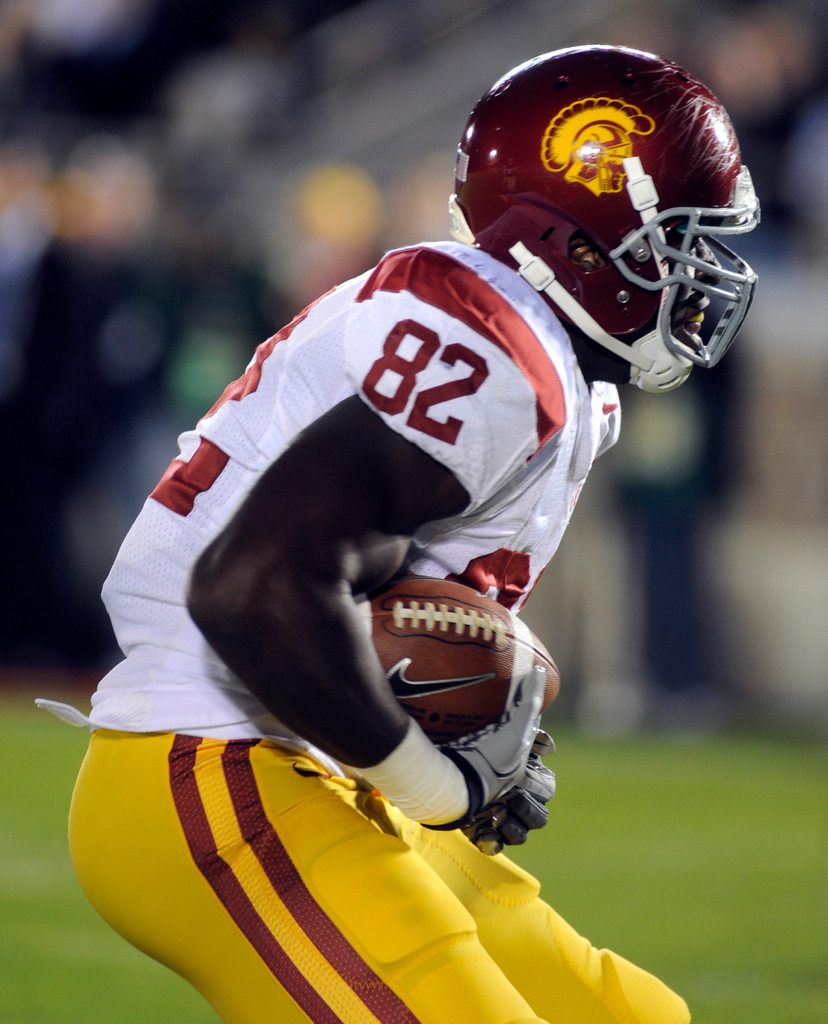 Notre Dame Falls To USC, 31-17 (AP)