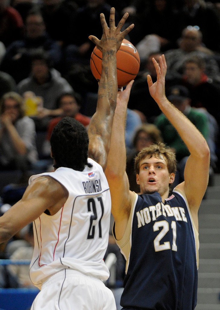 Irish Falls To UConn