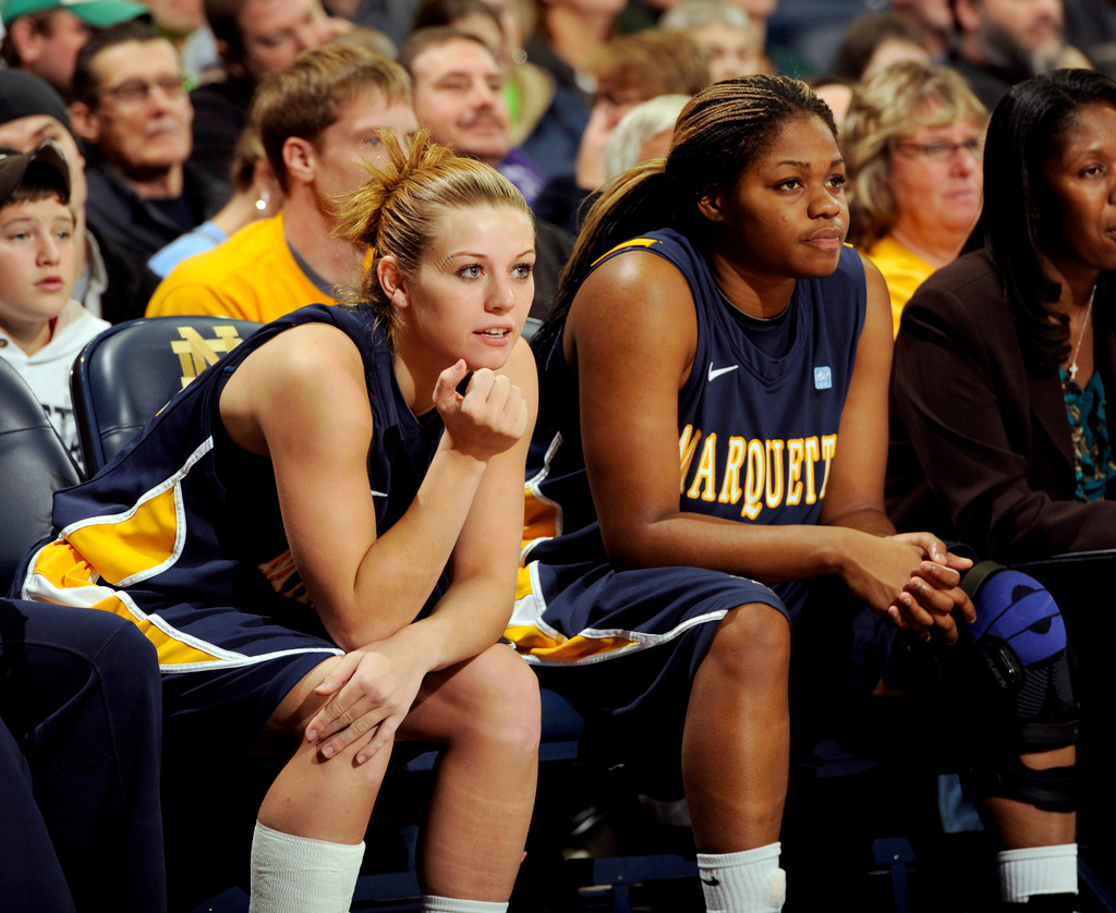 No. 3 Notre Dame Destroys Marquette, 95-42 (AP)