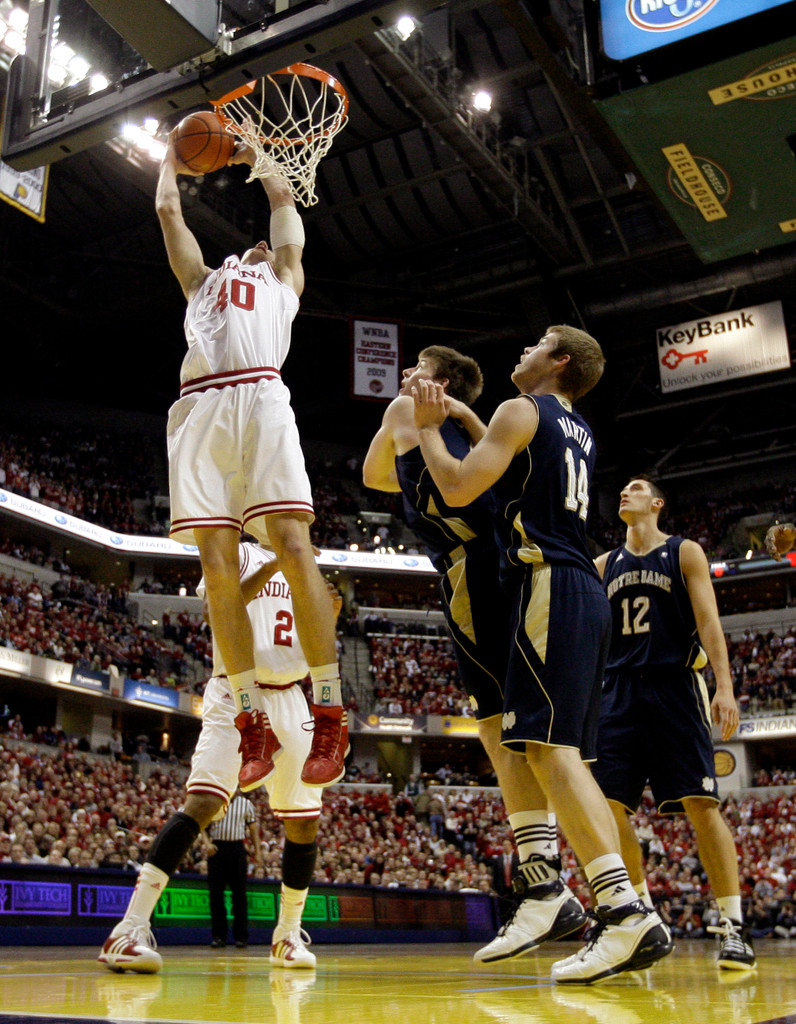 Irish Unable To Halt Streaking Hoosiers, Fall 69-58 (AP)