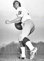Tuesday Testimonial: Fantasy Brings Reality Back Into Focus For Former Irish Quarterback Pat Steenberge Pat Steenberge - now the owner of Global Football - earned two monograms as a member of Ara Parseghian's 1970 and '71 Notre Dame football teams.