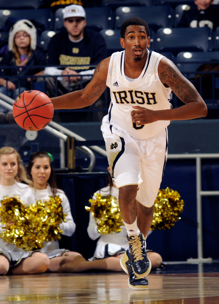 No. 22 Irish Storm Past Brown, 84-57 (AP)