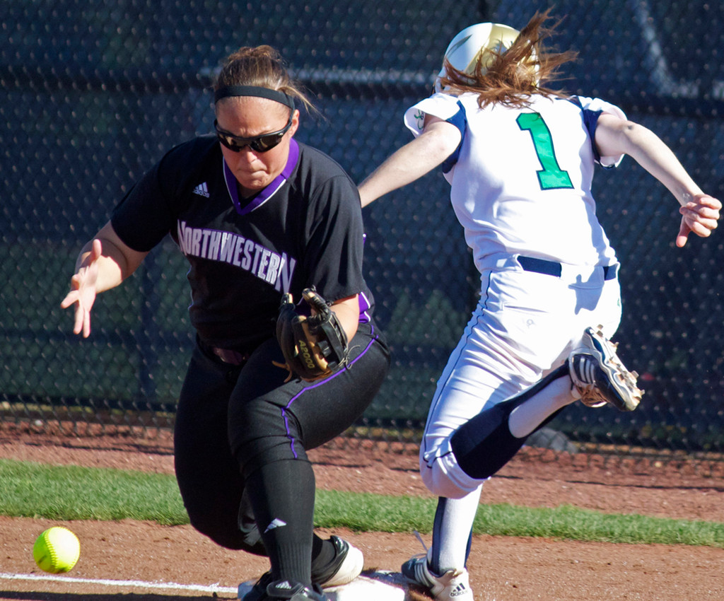 4/4 Softball vs Northwestern