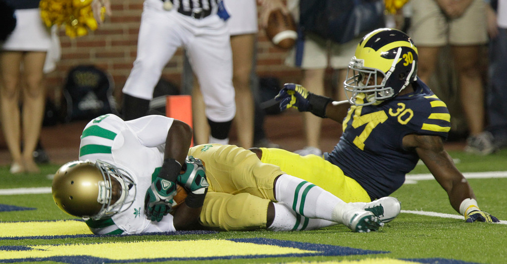 Notre Dame Loses Heartbreaker To Michigan, 35-31 (AP)