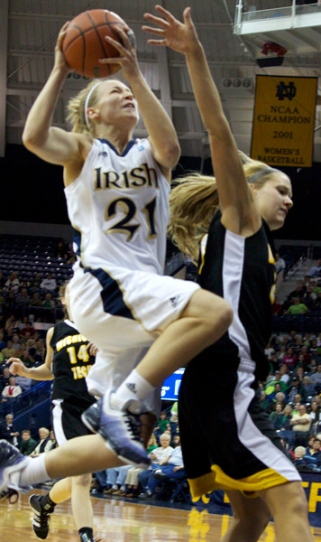 Natalie Novosel Named To BIG EAST Weekly Honor Roll Notre Dame junior guard Natalie Novosel was named to the BIG EAST Weekly Honor Roll for the first time in her career on Monday after averaging 18.3 ppg. and shooting .533 from the floor en route to being chosen as the MVP of the WBCA Classic.