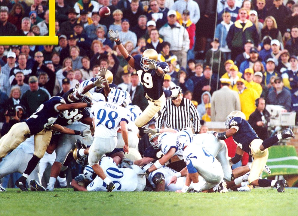 It took a Glenn Earl (19) blocked kick at the end of regulation against Air Force in 2000 to send the game to overtime. The Irish prevailed over the Falcons in OT after a nine-yard touchdown from Joey Getherall, marking the first overtime win in Irish history.