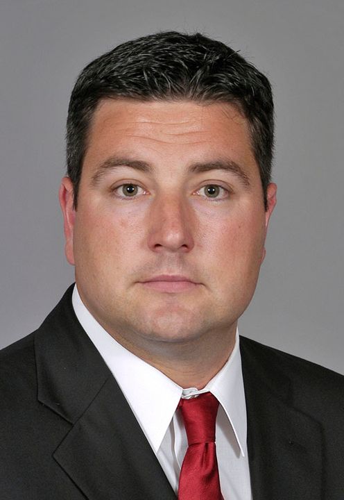 Mike Elston has spent the past four seasons coordinating special teams at Central Michigan and Cincinnati and will guide the Irish special teams in 2010.