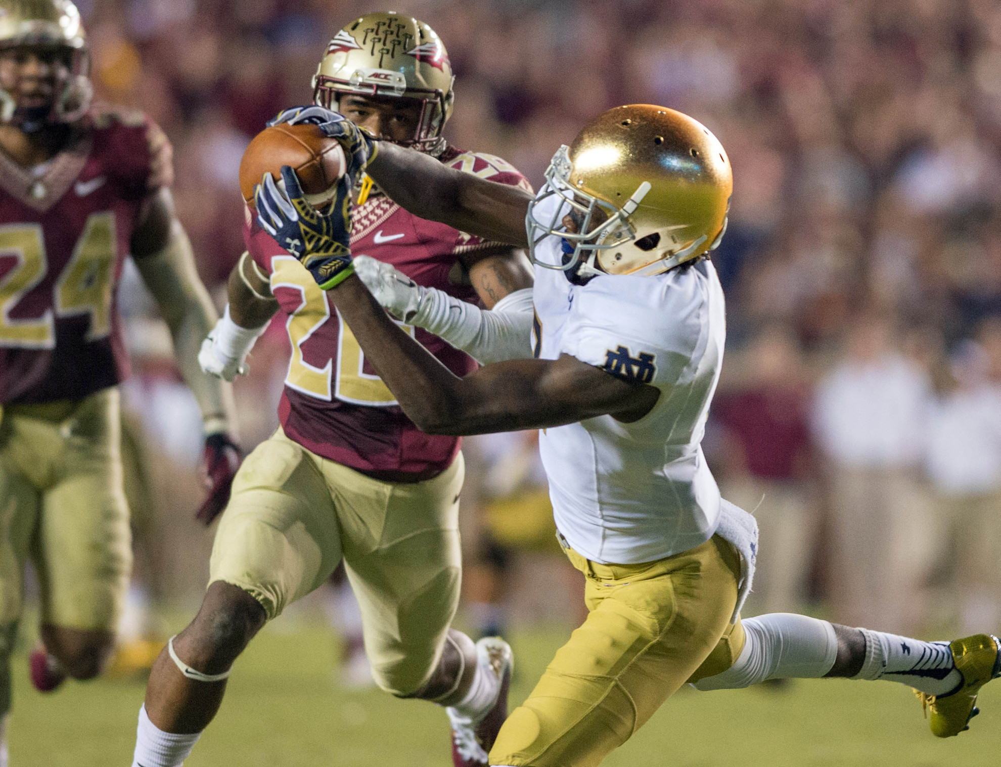 #6 Irish Preparing For Trip to #12 Clemson Saturday Night Chris Brown (Hanahan, S.C.) will be making a Homecoming trip this weekend with the Irish.