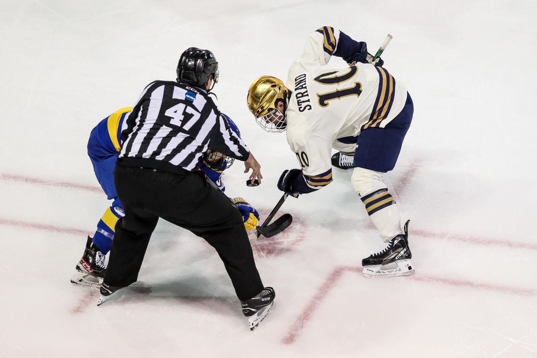 Notre Dame hockey splits with visiting Boston University