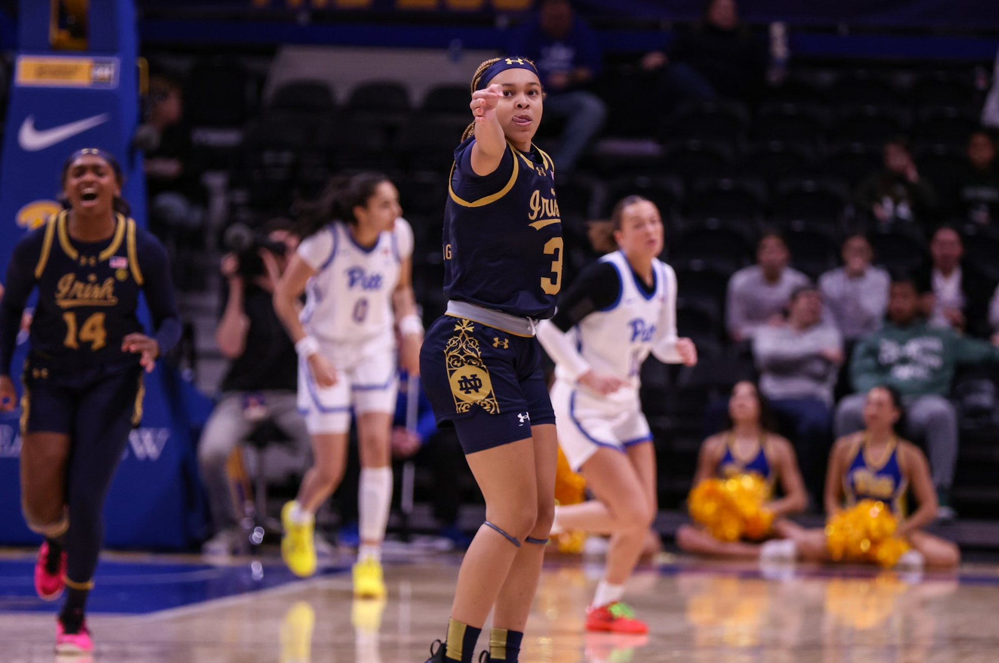 Hidalgo Drops 24 as Irish Outlast Pitt, 71-66 Hidalgo Drops 24 as Irish Outlast Pitt, 71-66